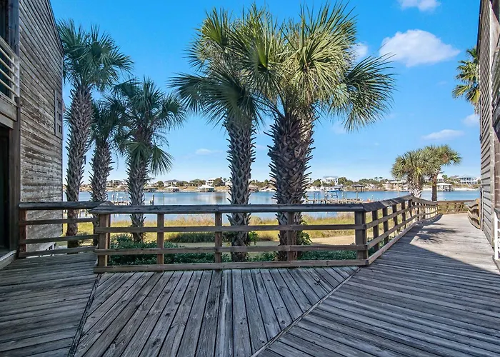 Needle Rush Point Unit C14 Holiday home Pensacola