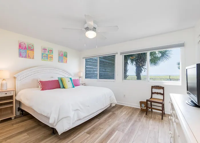 Needle Rush Point Unit C14 Holiday home *